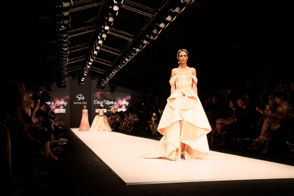 İstanbul Fashion Week Erol Albayrak Defilesi