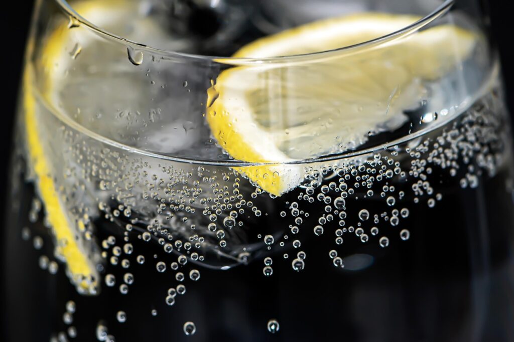 Sabahları limonlu su içmenin faydaları